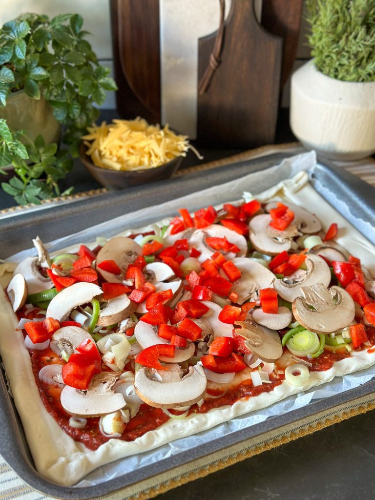 Plaattaart met prei en spekjes