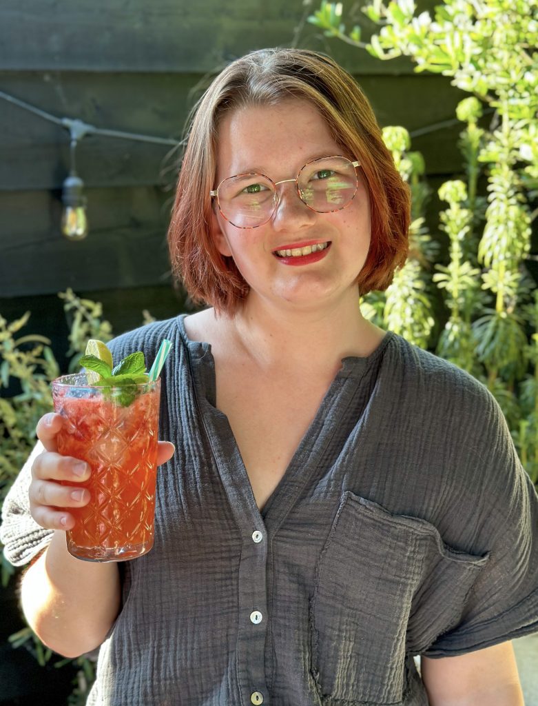 Mocktail met aardbeien en 7-up