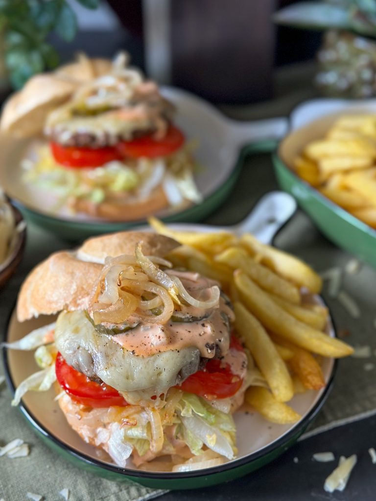 simpele burgersaus met augurk 