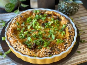 hartige taart met andijvie en paprika