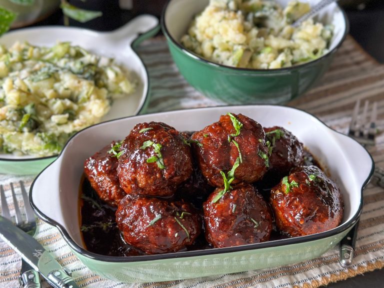 gehaktballen in ketjapsaus