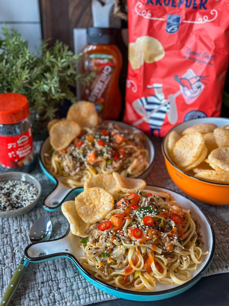 bami met sweet chilisaus 