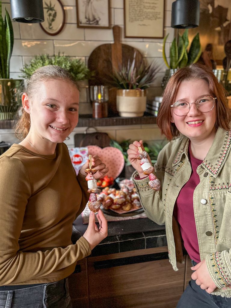 hartjes poffertjes spiesjes voor Valentijnsdag 