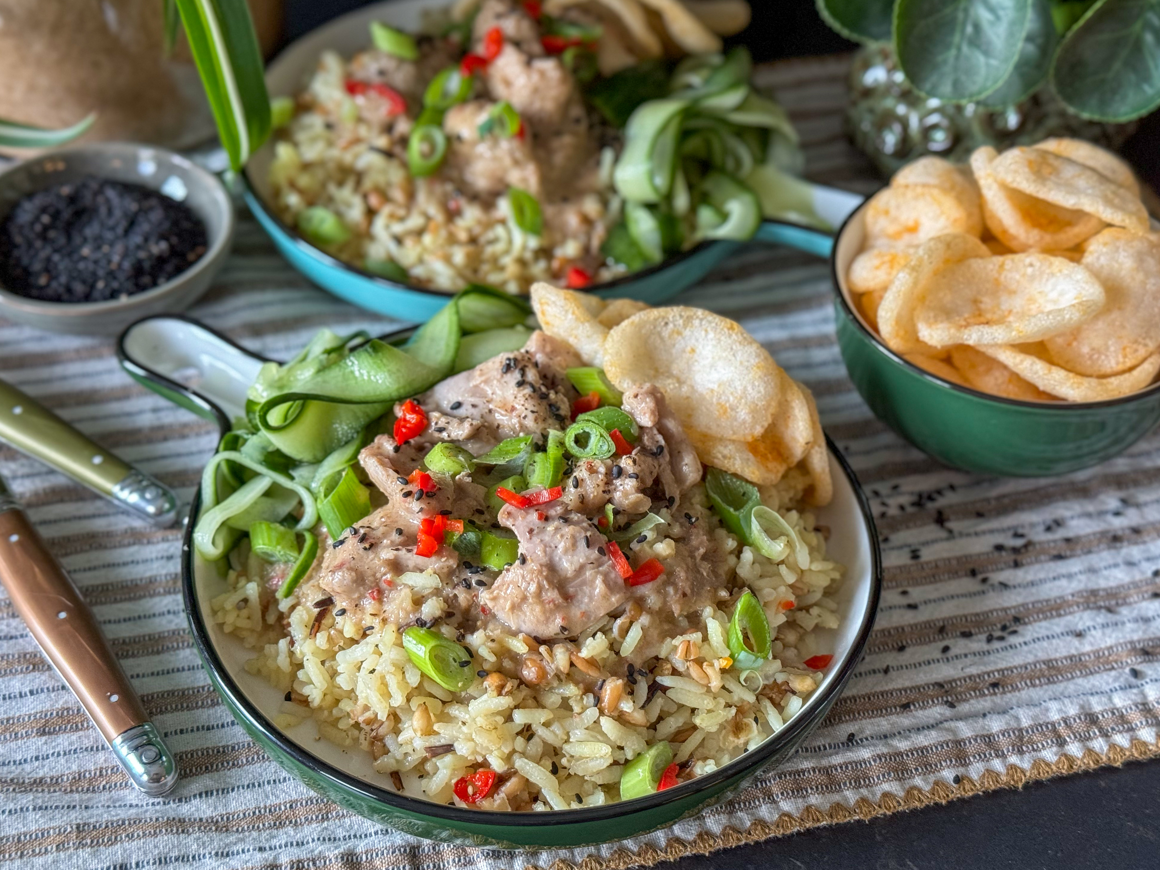 Thaise kip met zelfgemaakte currypasta
