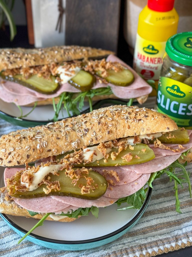 broodje boterhamworst met mosterd mayonaise