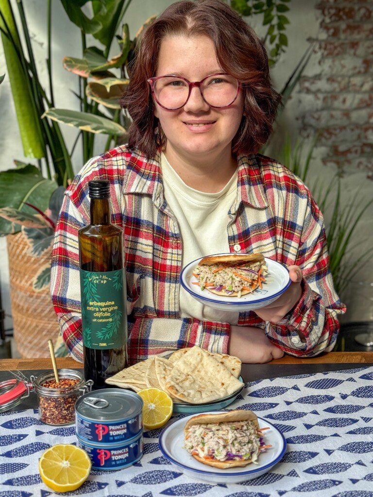 Flatbread met frisse tonijnsalade – een heerlijk lunchrecept