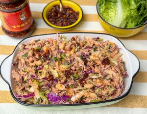 Tonijnsalade recept met crispy chili olie – frisse zomerse salade met tonijn uit blik