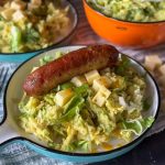 makkelijke recepten september - andijviestamppot met kerrie en verse worst