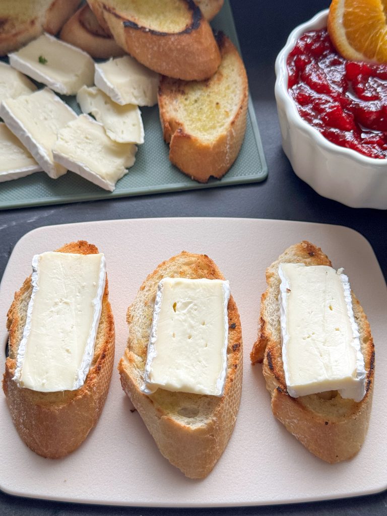 stokbrood met brie beleggen